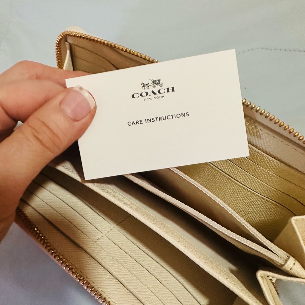 Coach Beige Signature Zip Wallet - Picture 4 of 5
